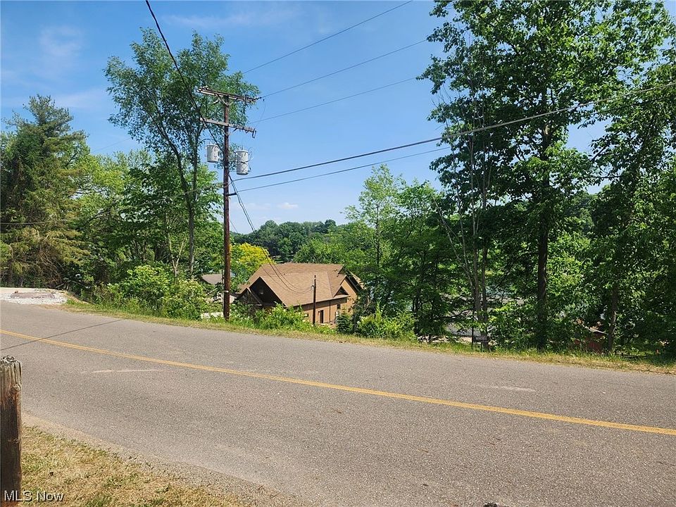 2nd image of 373 W Mohawk Dr