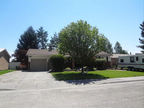 1213 Dickson Ave, Idaho Falls, ID 83402