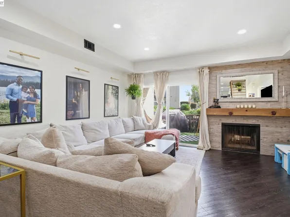 14404 Seagate Dr, San Leandro, CA 94577