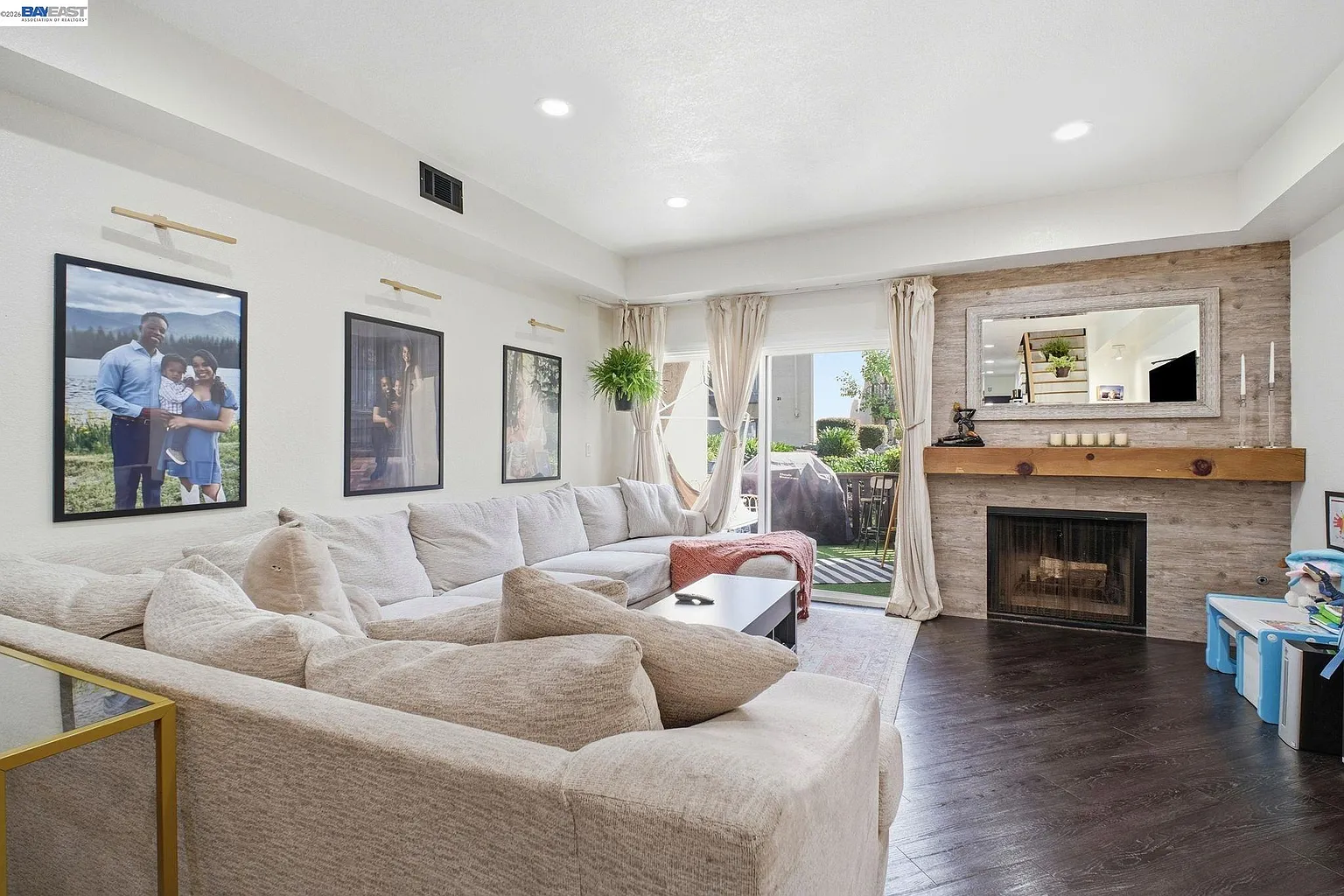 14404 Seagate Dr photo 1