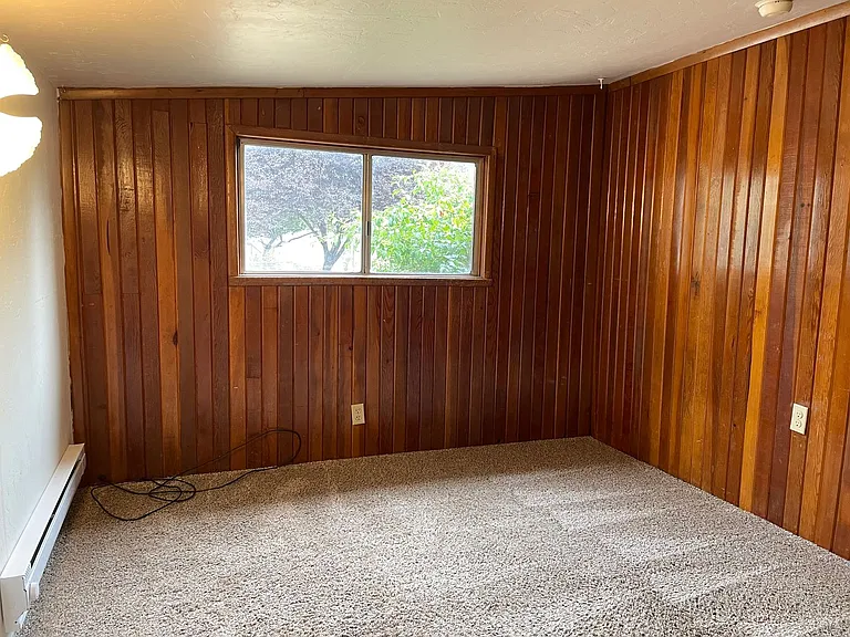 35 Maple St — Photo 12
