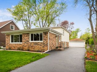 4014 N Grant St, Westmont, IL