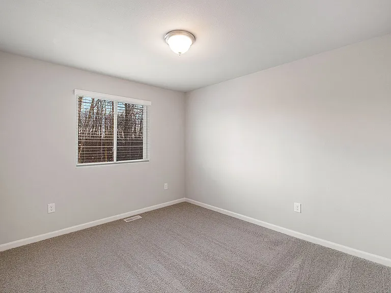 120 Iris Ct — Photo 14