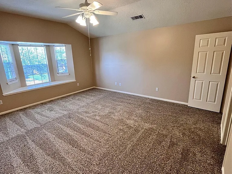 16118 Cypress Valley Dr — Photo 9