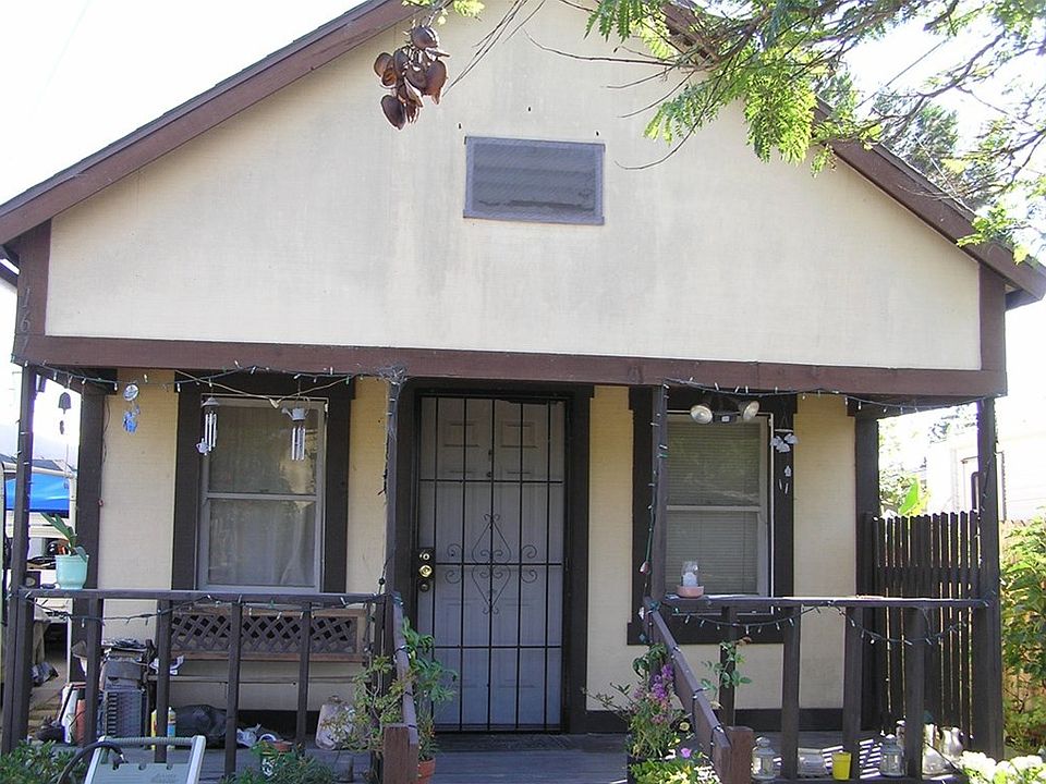 1st image of 161 Cecil Pl