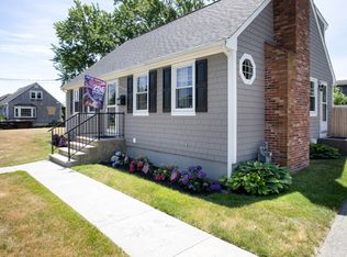 100 Sycamore St, Swansea, MA 02777