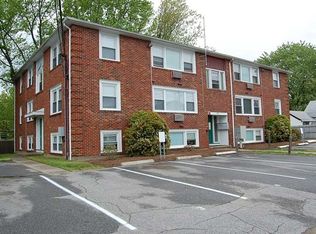 400 Woodhaven Rd APT 1, Pawtucket, RI 02861