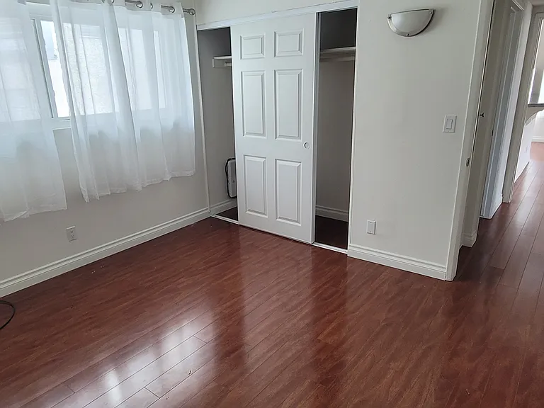 1850 Pacific Coast Hwy #3 — Photo 16
