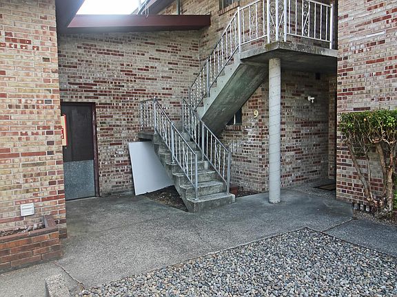 2nd image of 4810 Lacey Blvd SE APT 9