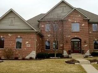 40W255 Carl Sandburg Rd, Campton Hills, IL 60175