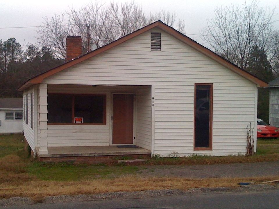 606 3br,1 bath
