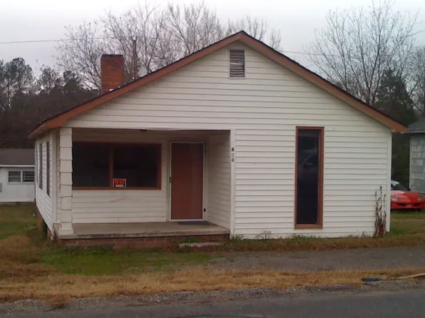 608 S Hampton St, Lancaster, SC 29720