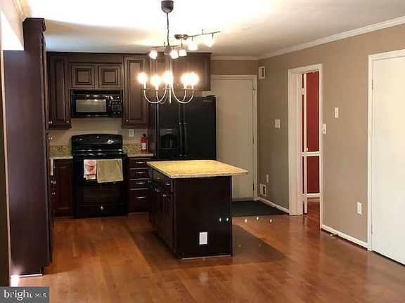 5th image of 15802 Marlington Dr