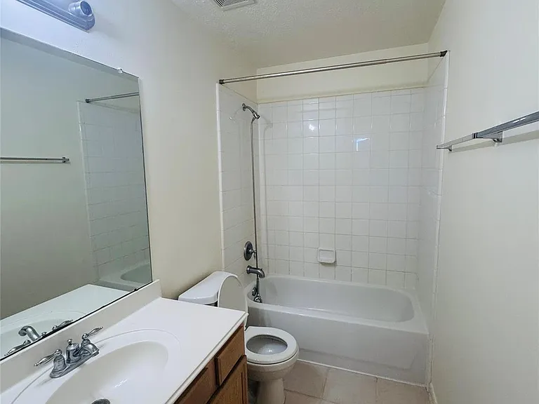 10803 Waterfern Ct — Photo 16