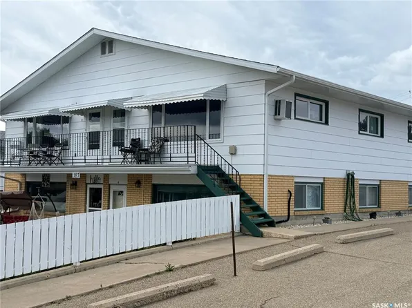 UNIT 1-1187 Ashley DRIVE, Swift Current, SK S9H 1N4