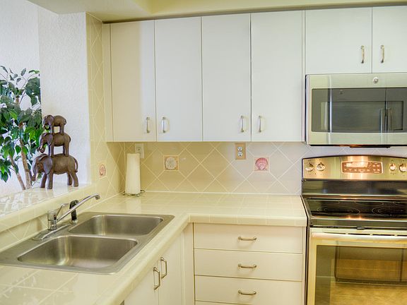 5th image of 6105 Bahia Del Mar Cir APT 282