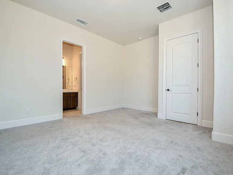 8526 Tombron Grove Rd — Photo 31