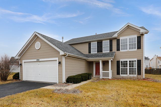 1st image of 20915 W Boulder Dr