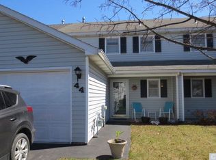 44 Esplande St, Selkirk, NY 12158