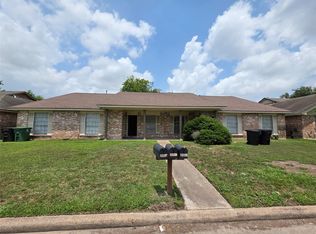12742 Shannon Hills Dr, Houston, TX 77099