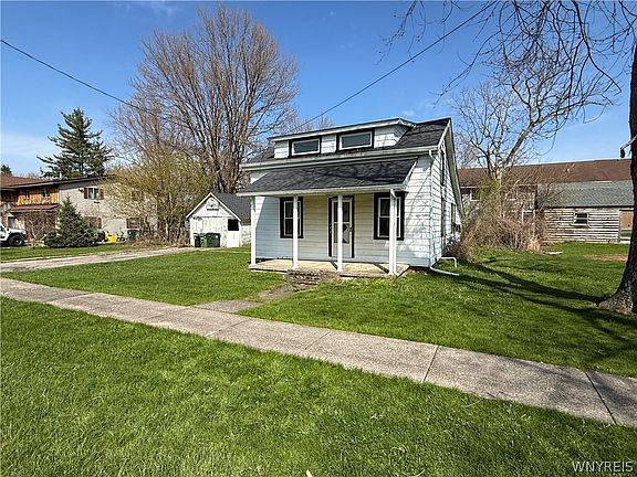 3rd image of 248 Haner St