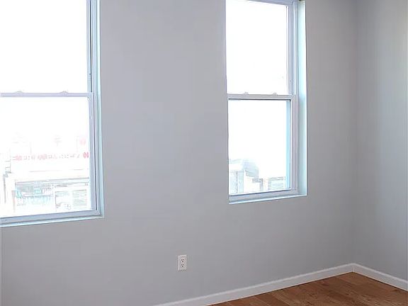 5th image of 343 Central Ave #3