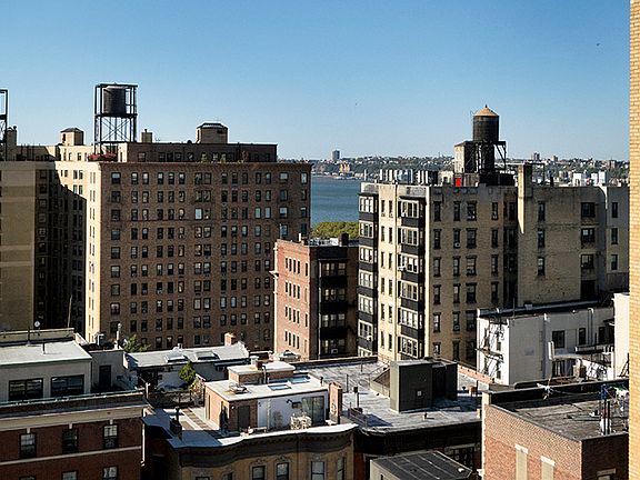 5th image of 328 W 86th St APT 15C