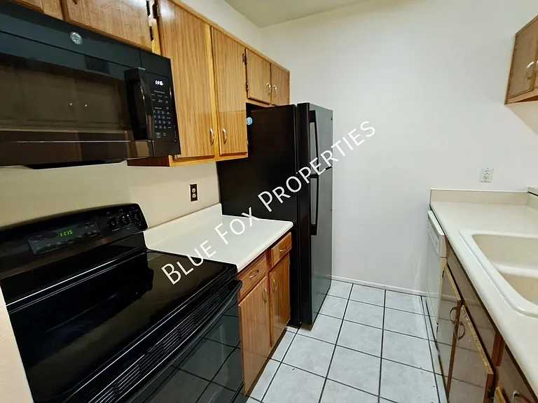 8080 E Speedway Blvd #816 — Photo 7