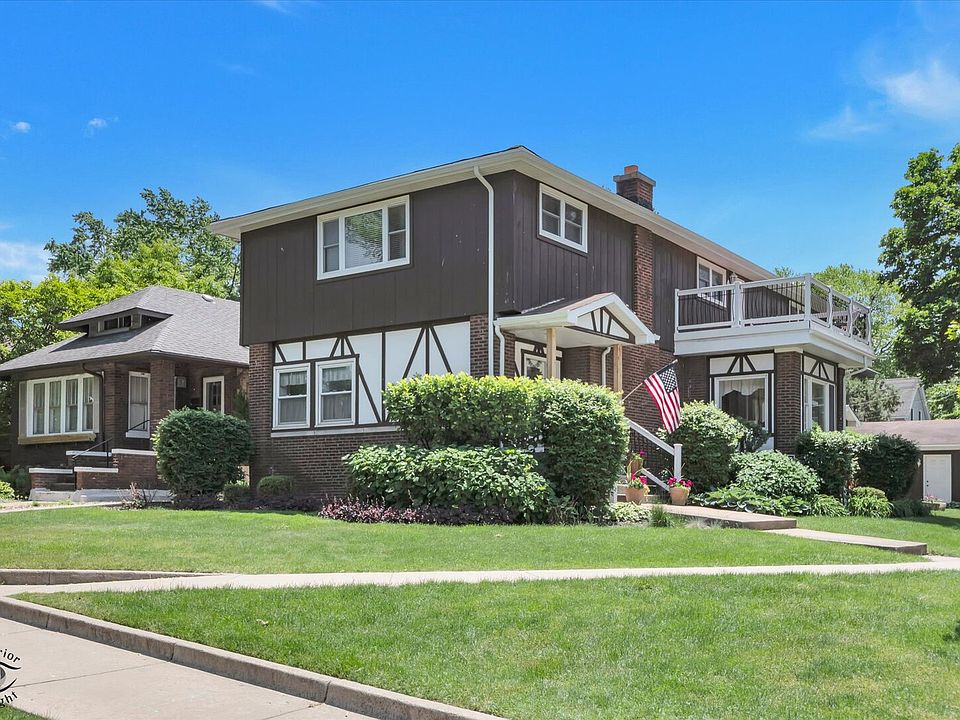 1st image of 2269 W 109th St