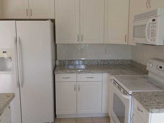 5th image of 123 Lake Monterey Cir #123