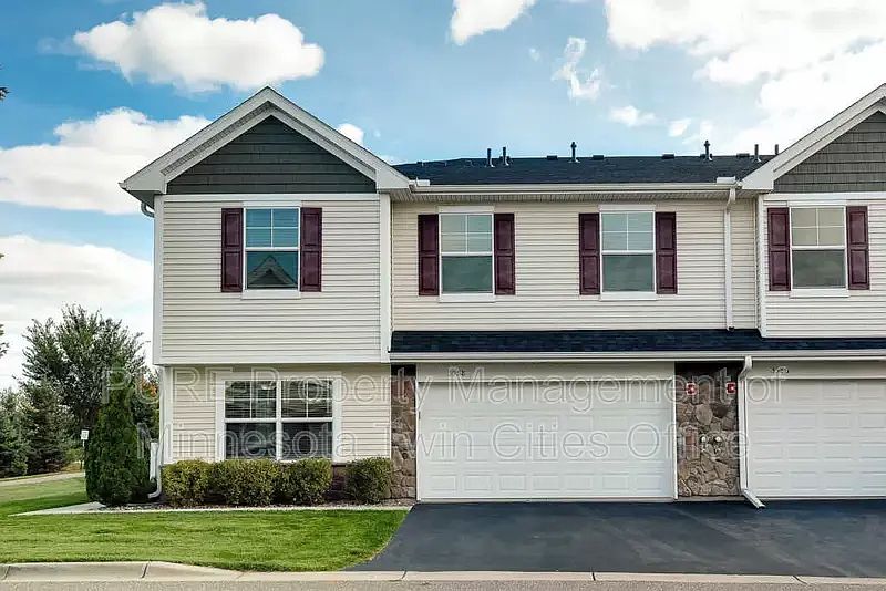 1st image of 3588 White Pine Way