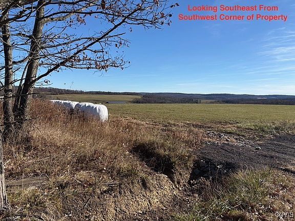 5th image of 417 Stocks Rd