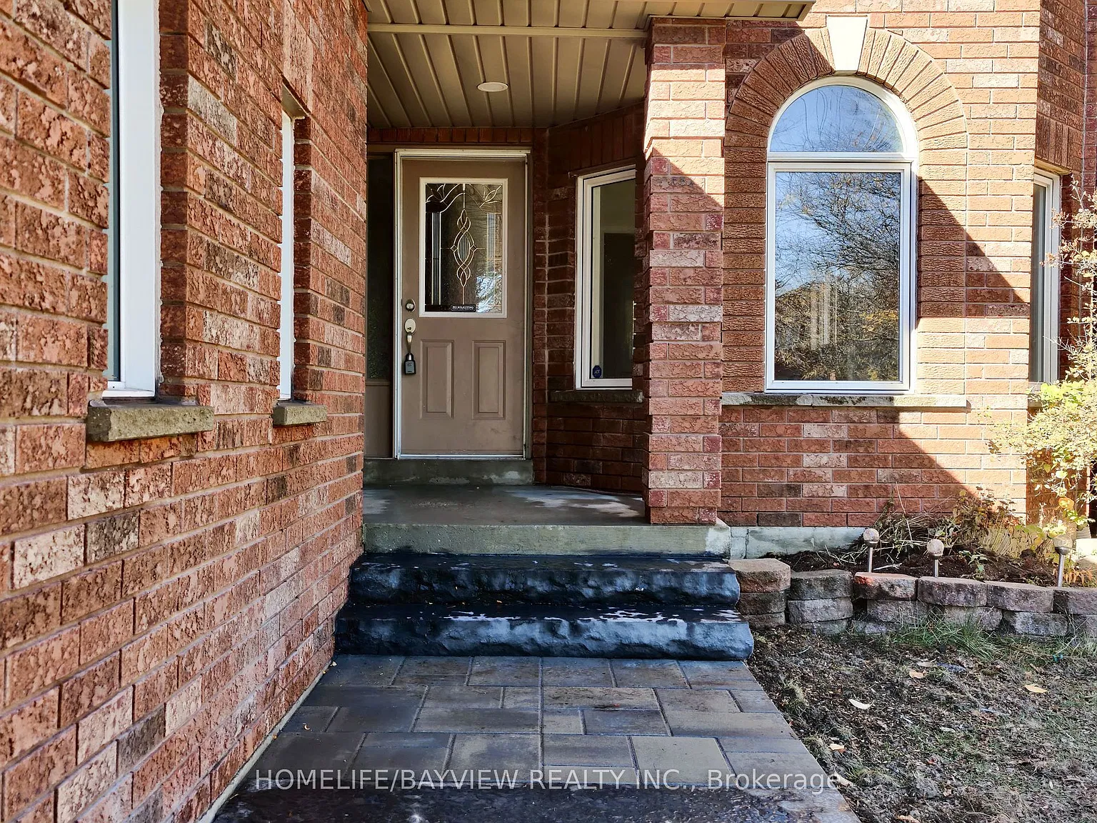 4 bed, $3,800 — Photo 2