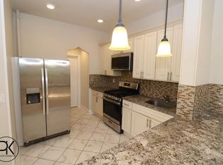 69 Engert Ave APT 3R, Brooklyn, NY 11222