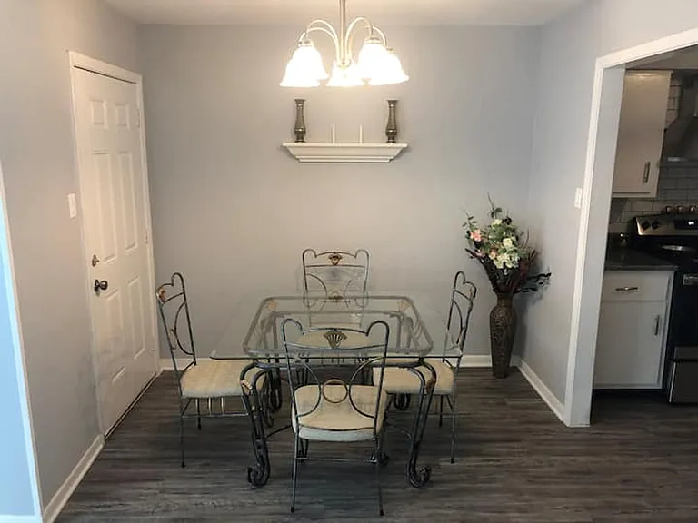 1807 Treehouse Trl #B — Photo 3