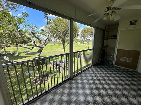 850 SW 133rd Ter APT 201B, Hollywood, FL 33027