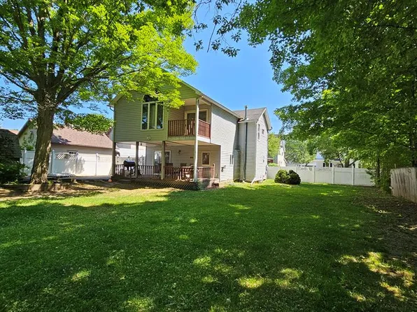 12 Vermont St, Bath, NY 14810