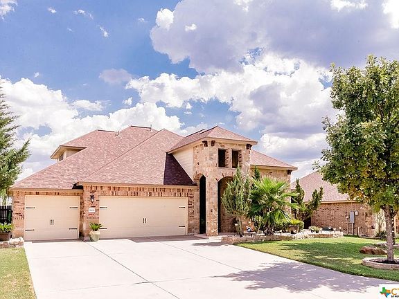 4th image of 3908 Scenic Trail Dr