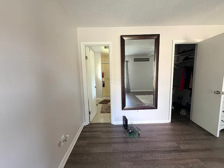 2101 S Fox Trl — Photo 6