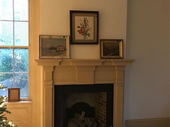 3rd image of 940 Juliana St