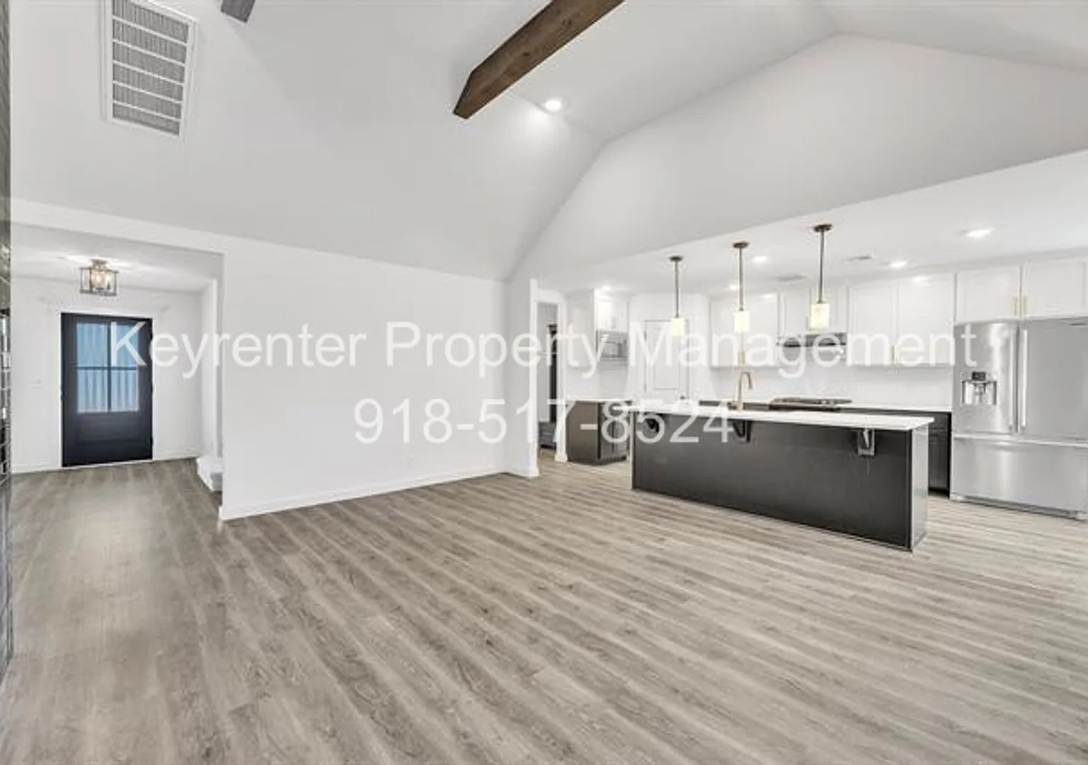 Stunning 4 Bed 3 Bath Broken Arrow Gem — Photo 3