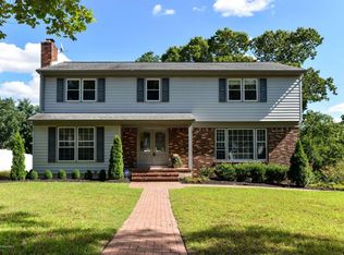 33 Ellen Ct, Ocean, NJ 07712