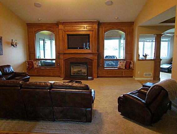 2nd image of 2140 Sugar Creek Dr