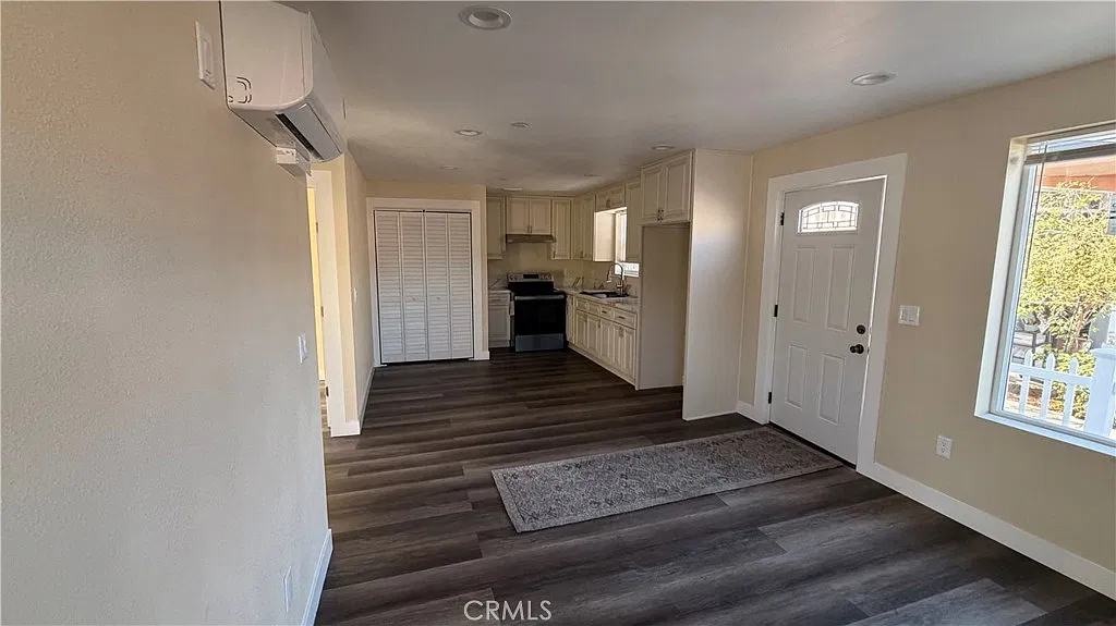 2 bed, 1087 sqft, $2,500 — Photo 4