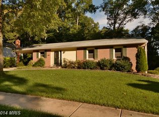 7118 Hadlow Ct, Springfield, VA 22152