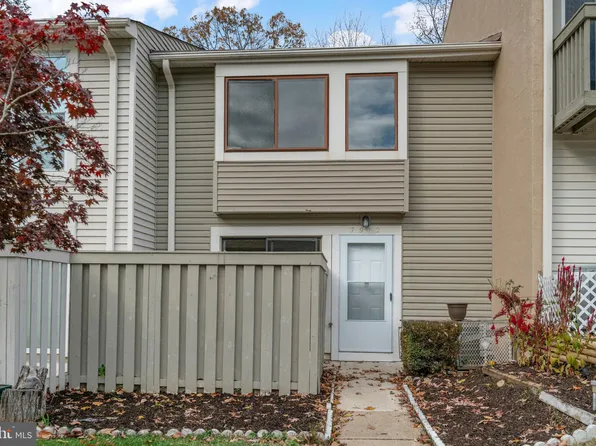 7912 Spring Forest Ct #3A, Springfield, VA 22152