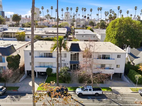 1042 6th St, Santa Monica, CA 90403