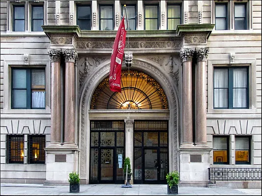 Rented by BLU Real Estate | media 45