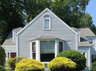 775 Grassy Hill Rd, Orange, CT 06477