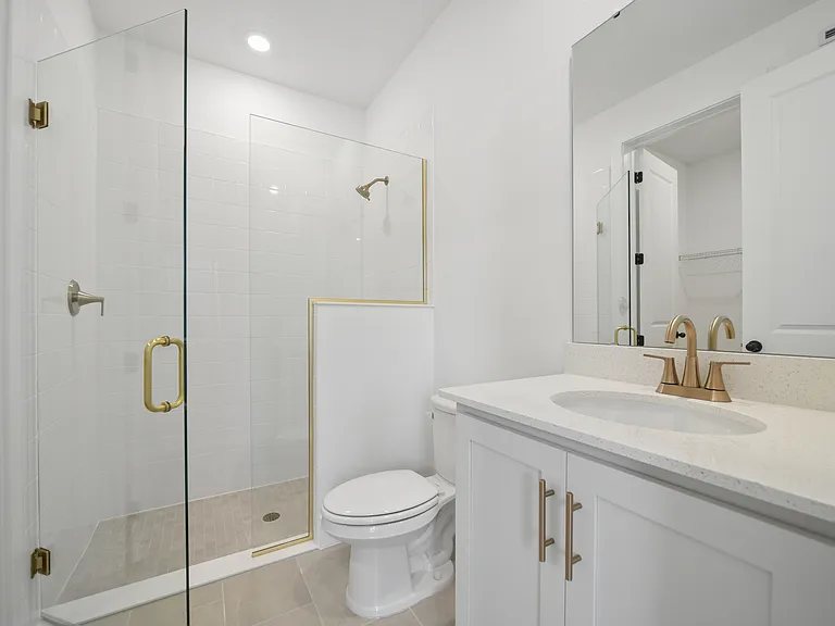 15219 Hamlin Park Dr #15219 — Photo 6